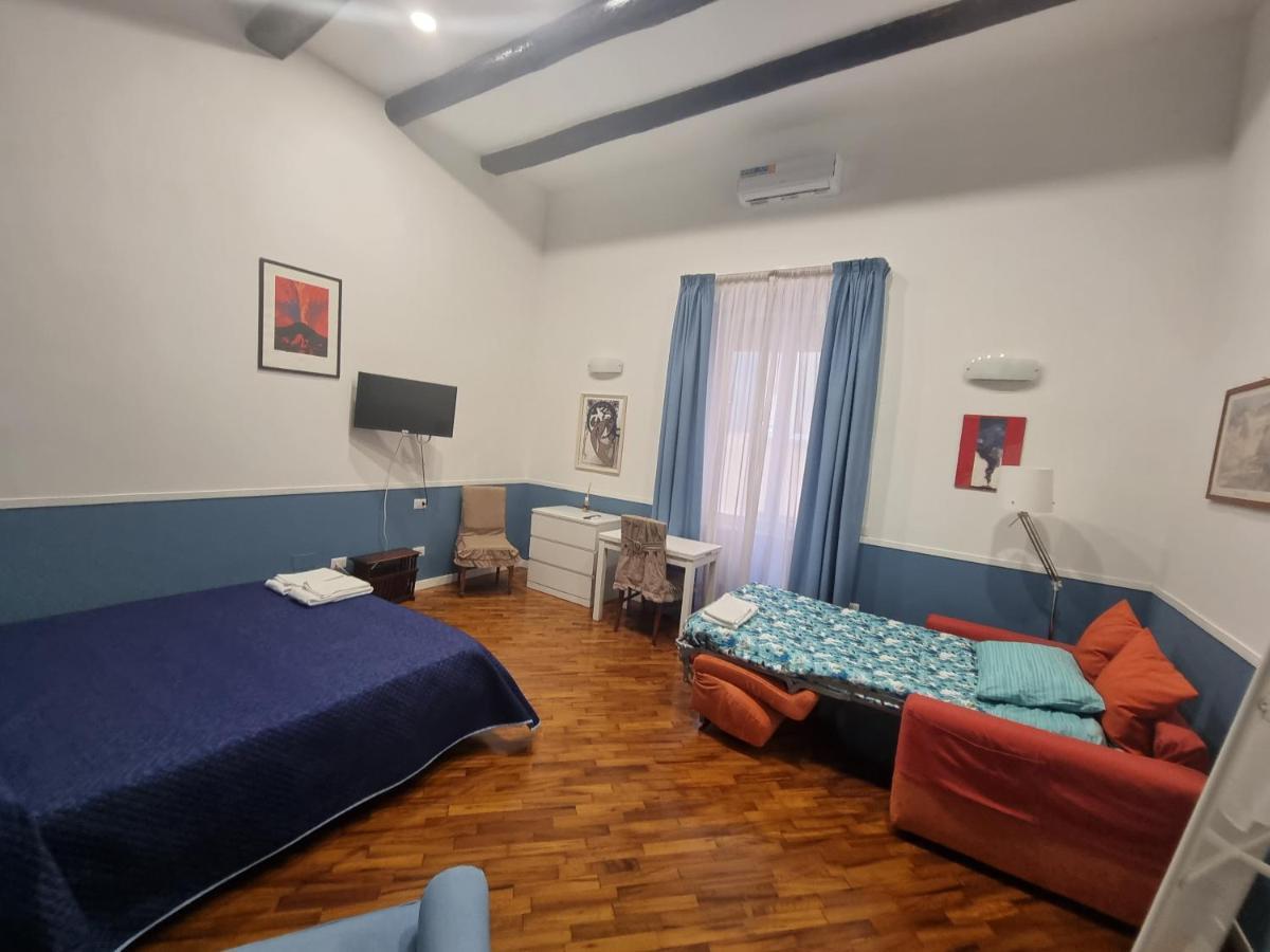 Panto' Apartment 2 Steps To Toledo Street Naples Extérieur photo