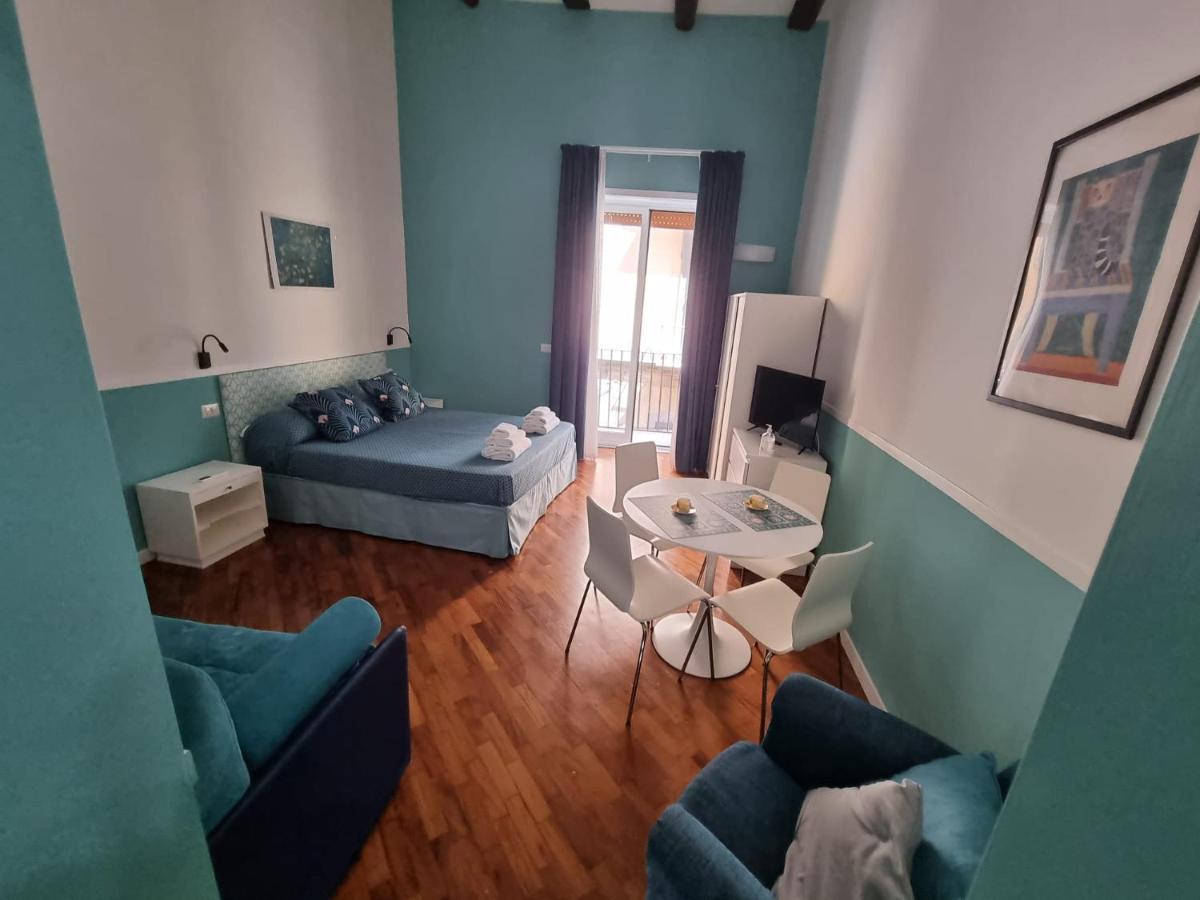 Panto' Apartment 2 Steps To Toledo Street Naples Extérieur photo