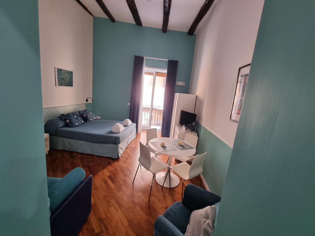 Panto' Apartment 2 Steps To Toledo Street Naples Extérieur photo
